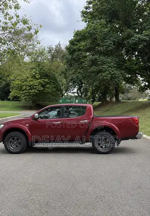 Mitsubishi L200 Double Cab 2.5 180hp 4WD 2015 Red
