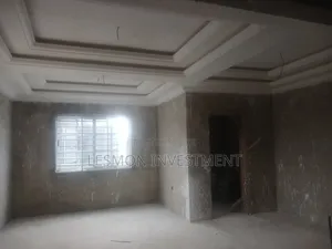 5bdrm Duplex in Agent, Pentecost for sale