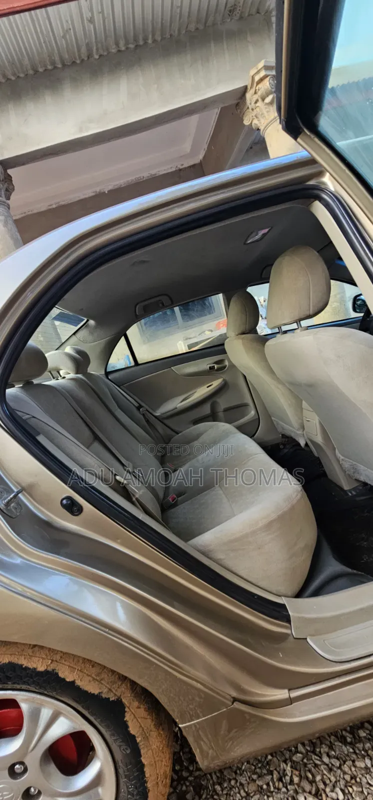 Toyota Corolla 2010 Gold