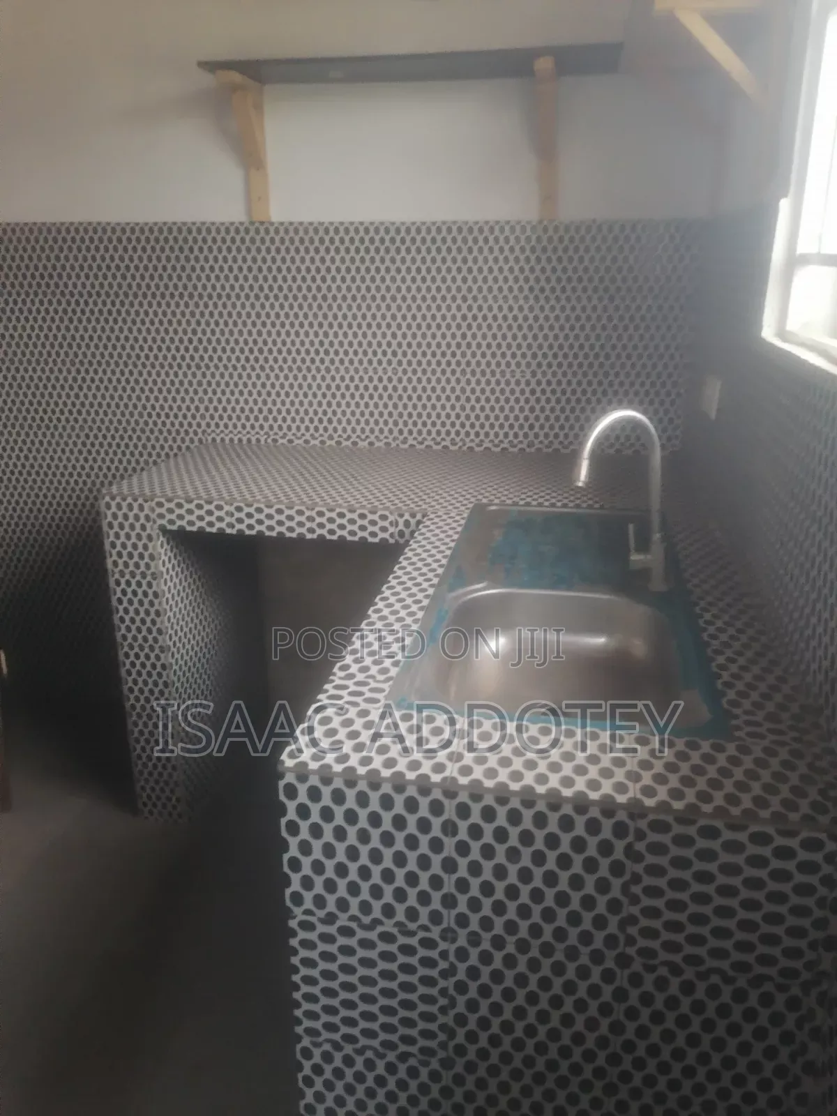 1bdrm Apartment in Spintex She'Ll Sign, Baatsona Total for rent