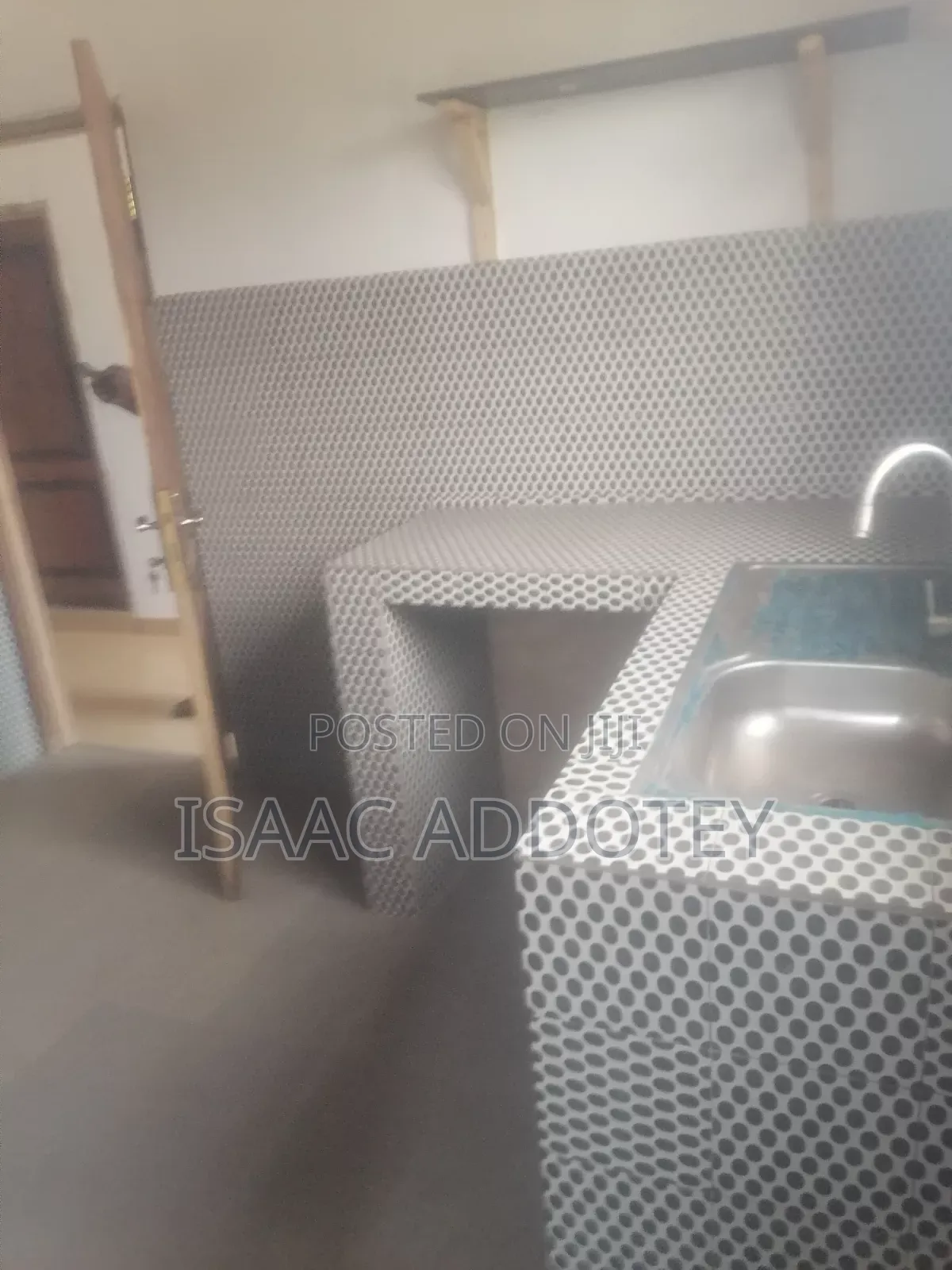 1bdrm Apartment in Spintex She'Ll Sign, Baatsona Total for rent