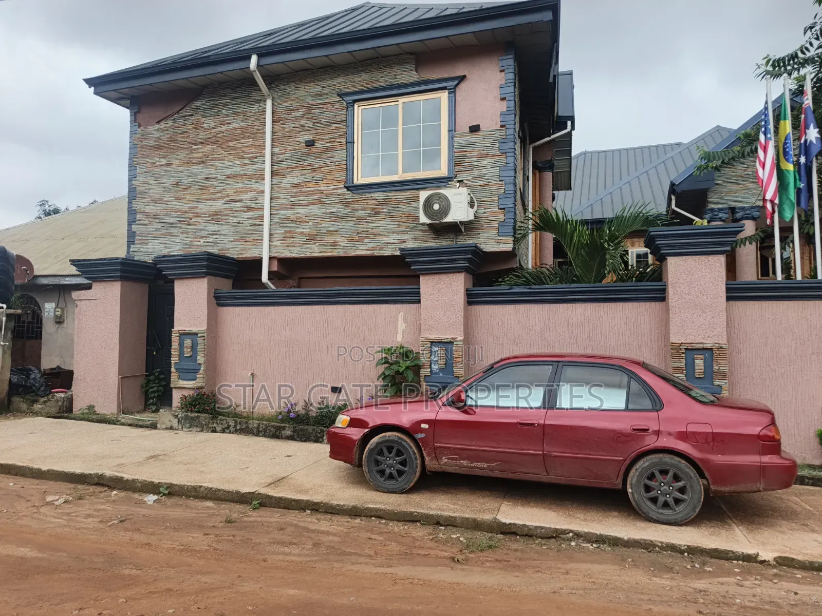 18 Bedrooms Hotel for Sale at Duase / Buoban