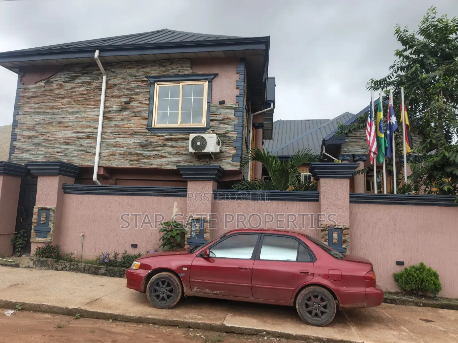 18 Bedrooms Hotel for Sale at Duase / Buoban