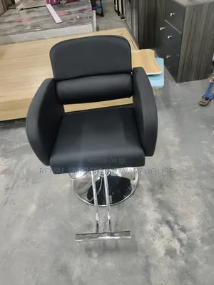 Classic Black Premium Hydraulic Salon Styling Chair, (Lfy-59-17)