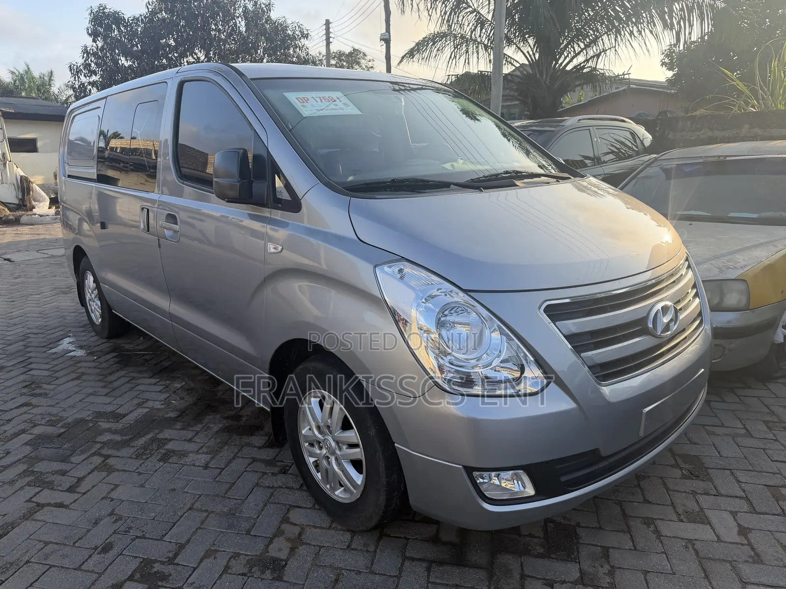 Hyundai Starex 2016 Grey