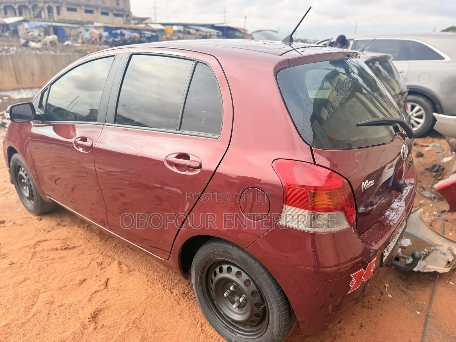Toyota Vitz 1.3 AWD 5dr 2010 Brown