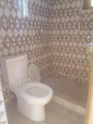 2bdrm Apartment in Spintex 18 Junction, Baatsona Total for rent