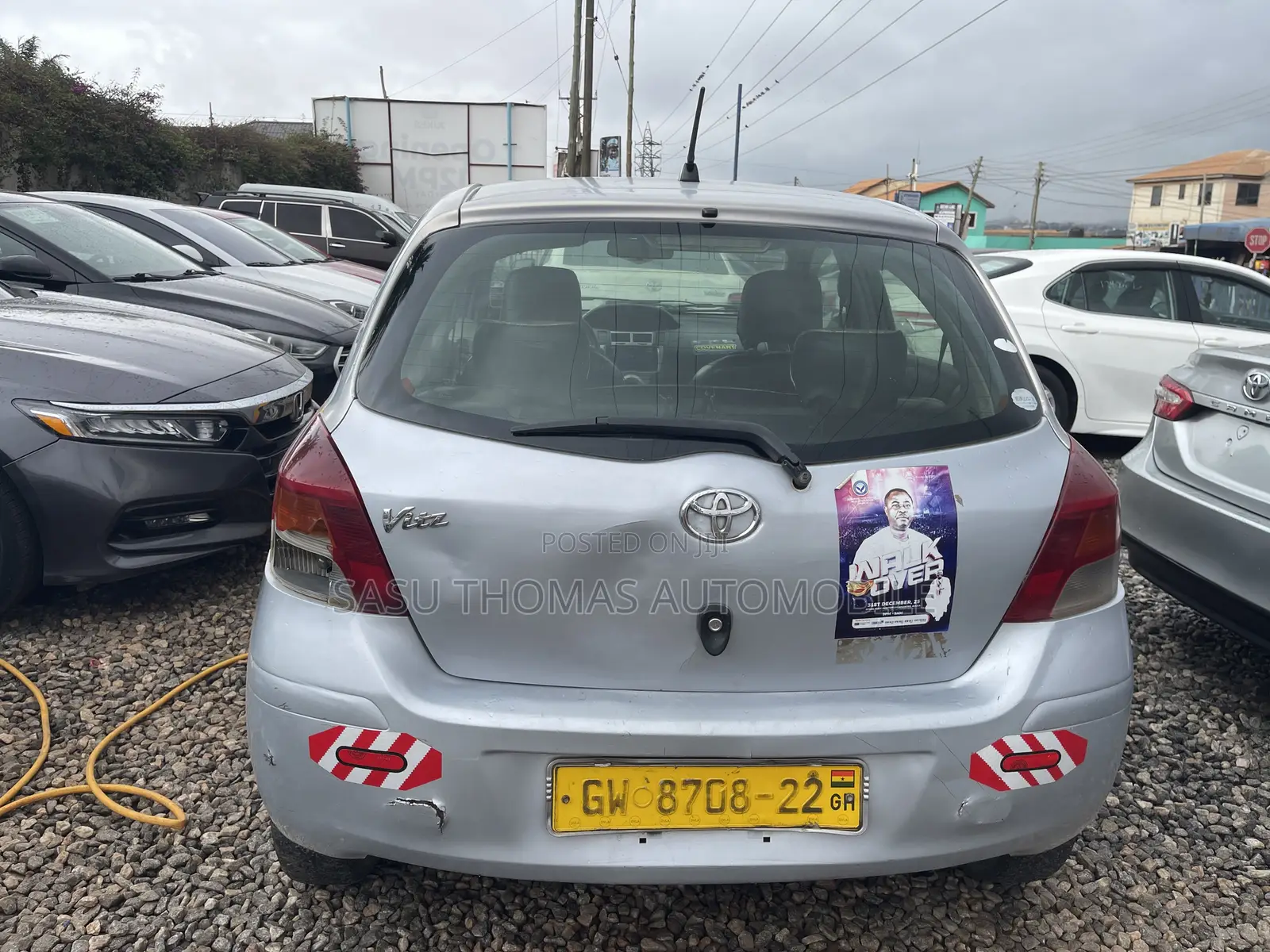 Toyota Vitz 2010 Silver