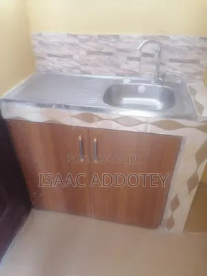 1bdrm Apartment in Lashibi Transforma, Baatsona Total for rent