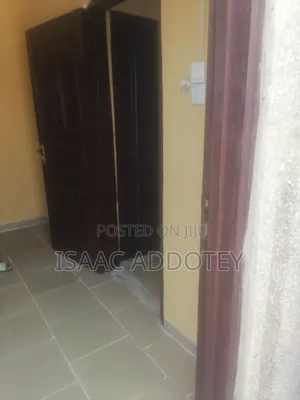 1bdrm Apartment in Lashibi Transforma, Baatsona Total for rent
