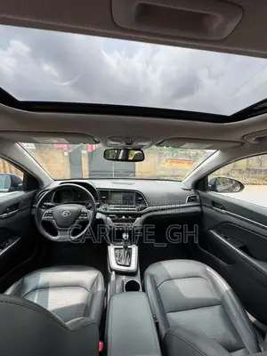 Hyundai Elantra Limited 2018 Blue