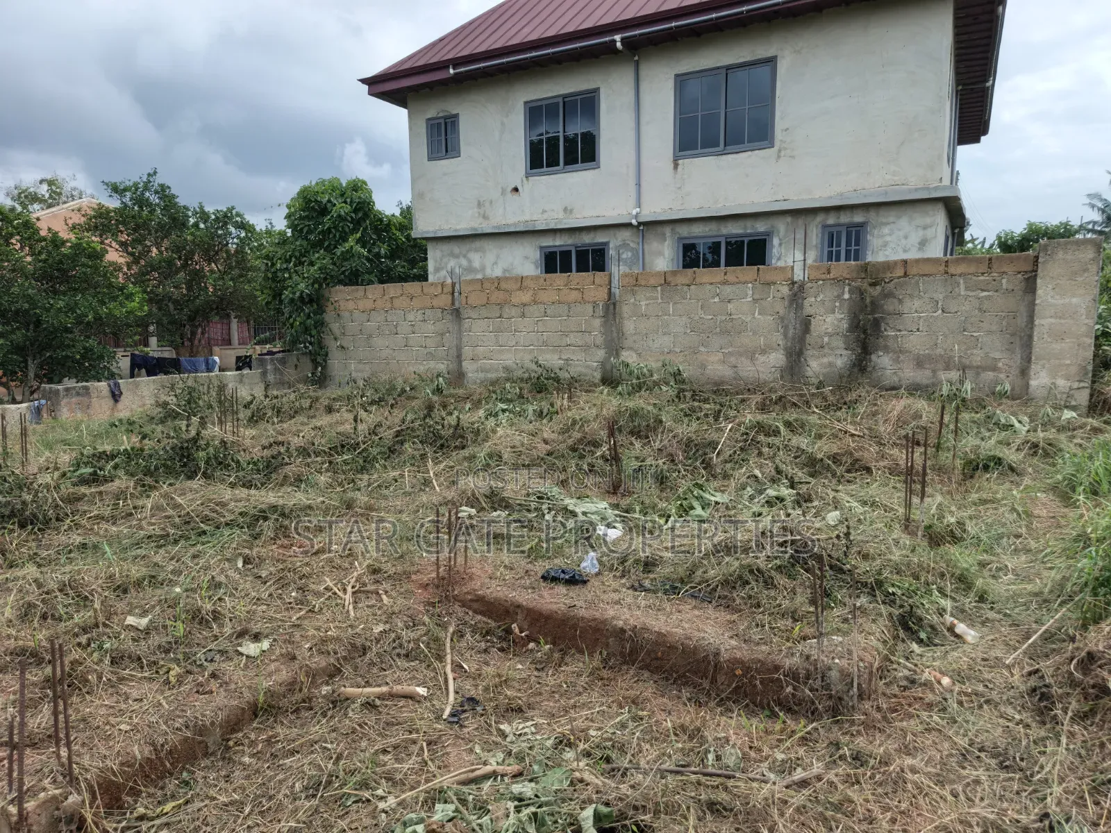 Plot for Sale at Aputuogya ( Near the Station/ Market)