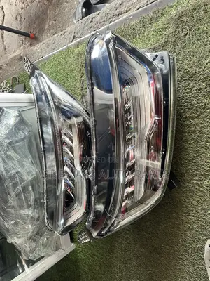 Honda CRV 2017-2022 Touring Original Headlights Pair