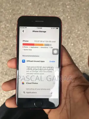 Apple iPhone SE (2022) 128 GB Red