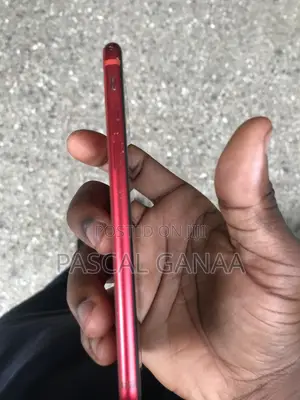 Apple iPhone SE (2022) 128 GB Red