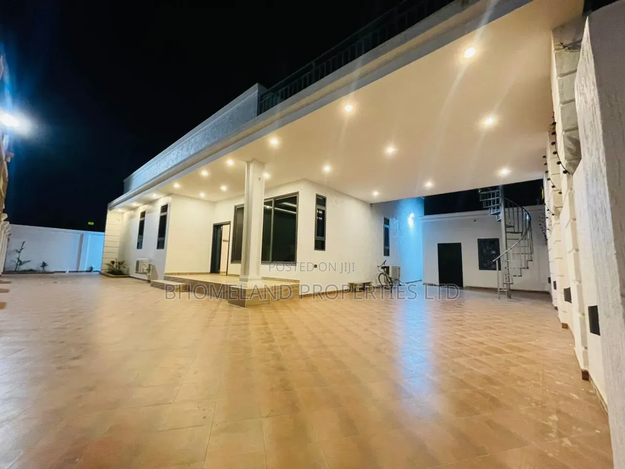 4bdrm Townhouse/Terrace in Palm Ridge , Baatsona Total for sale
