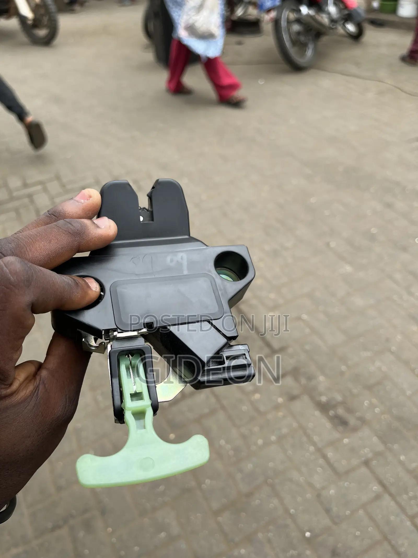 Toyota Corolla Boot Lock