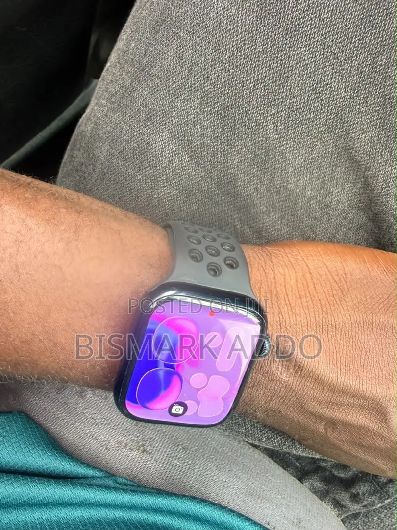 Apple Watch Series 8