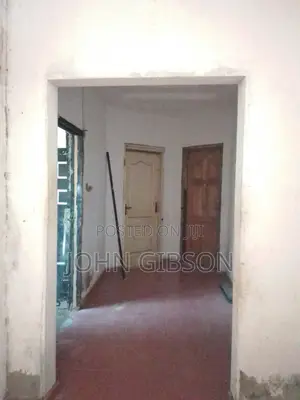 1bdrm Apartment in Single Room, School Junction for rent