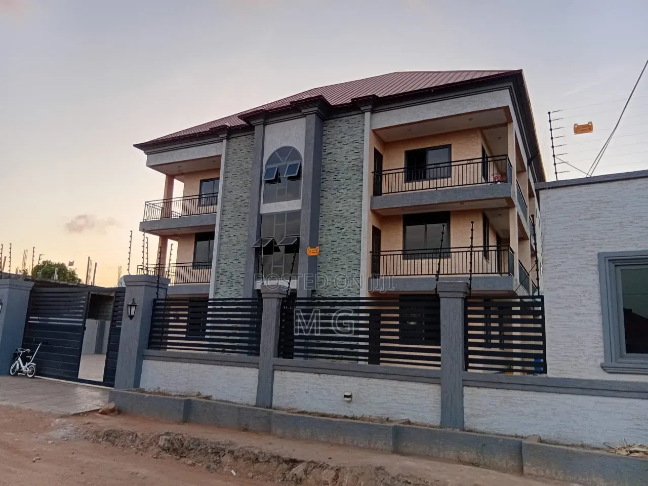 2bdrm Apartment in Tdc Housing Estate, Tema Metropolitan for rent