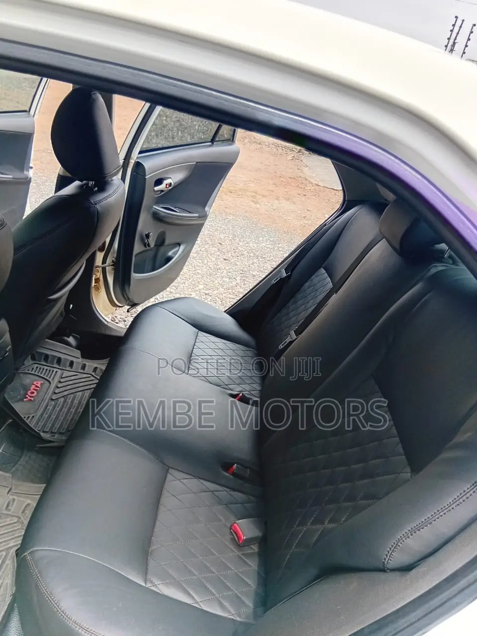 Toyota Corolla 2009 White