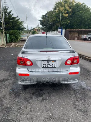 Toyota Corolla 2010 Silver
