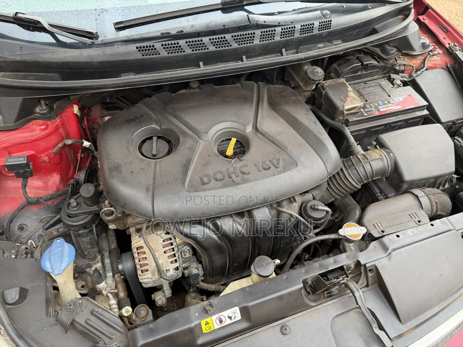 Hyundai Elantra SE Sedan FWD (1.8L 4cyl 6A) 2016 Red