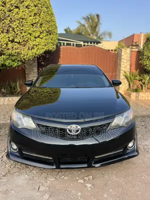 Toyota Camry XLE 4dr Sedan (2.5L 4cyl 6A) 2014 Black