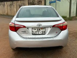Toyota Corolla 2015 Silver