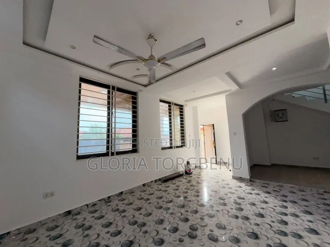 4bdrm House in Ashaley Botwe for rent