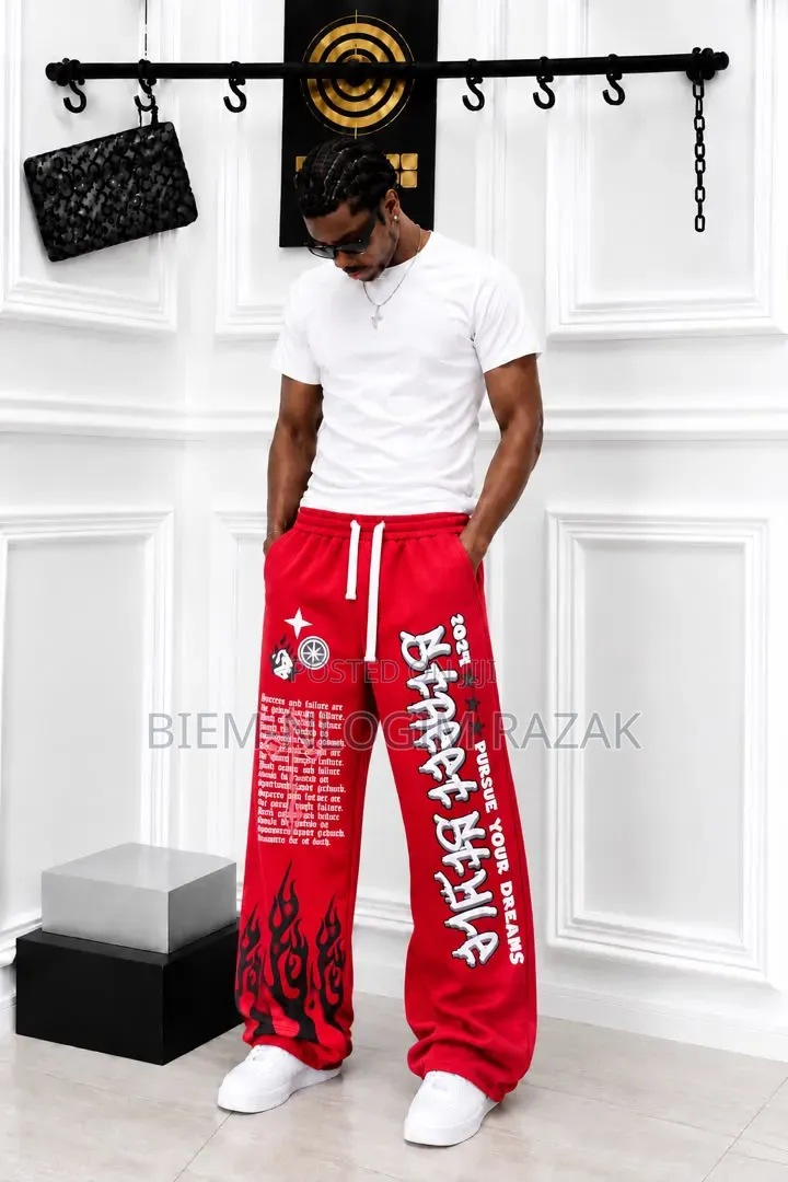 High Quality Single N Double Side Pocket Cargo Pants Available