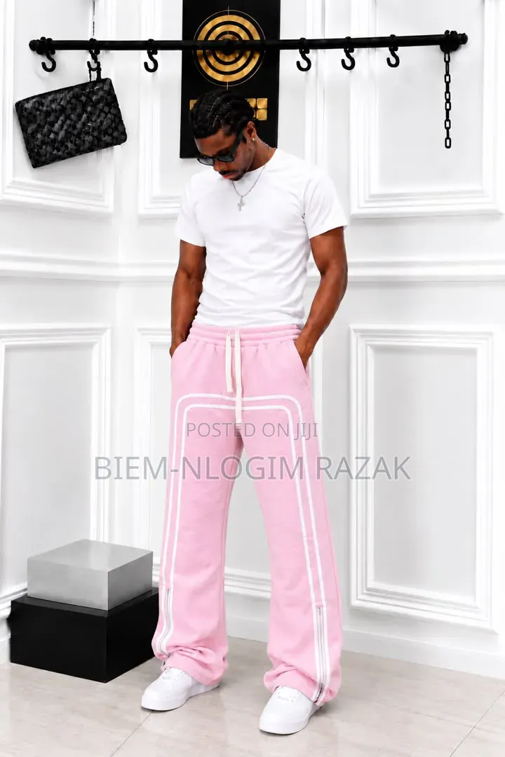 High Quality Single N Double Side Pocket Cargo Pants Available