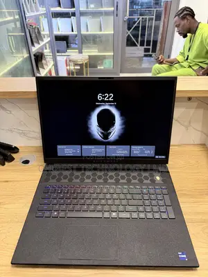 Laptop Alienware M18 R2 32GB Intel Core i9 SSD 1T