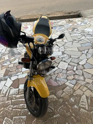 Honda CB 2000 Yellow