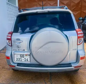 Toyota RAV4 2012 Silver
