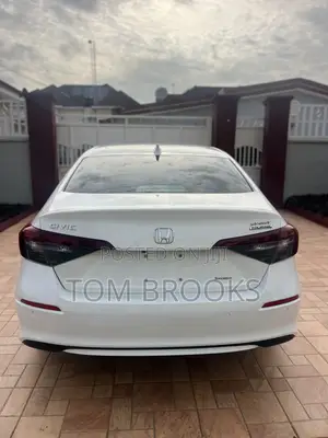 Honda Civic 2025 White