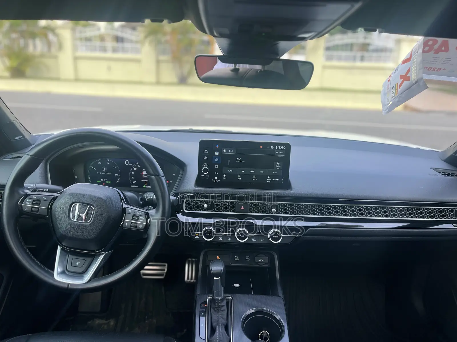 Honda Civic 2025 White