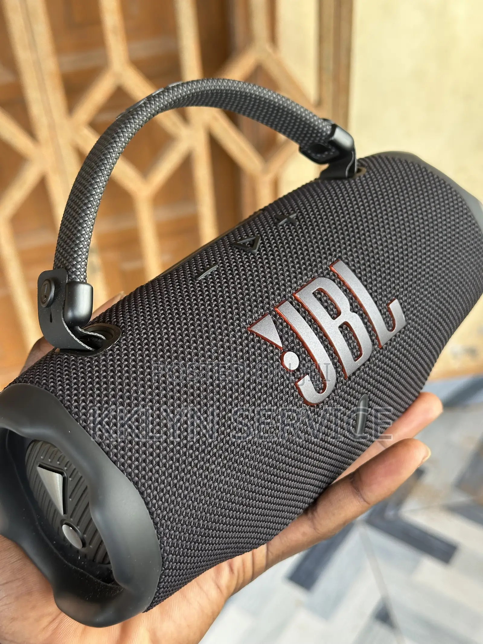 JBL Charge 6