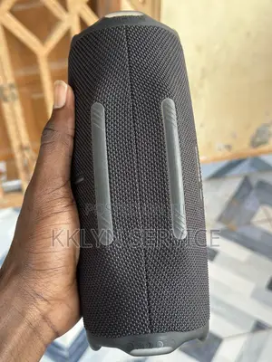 JBL Charge 6