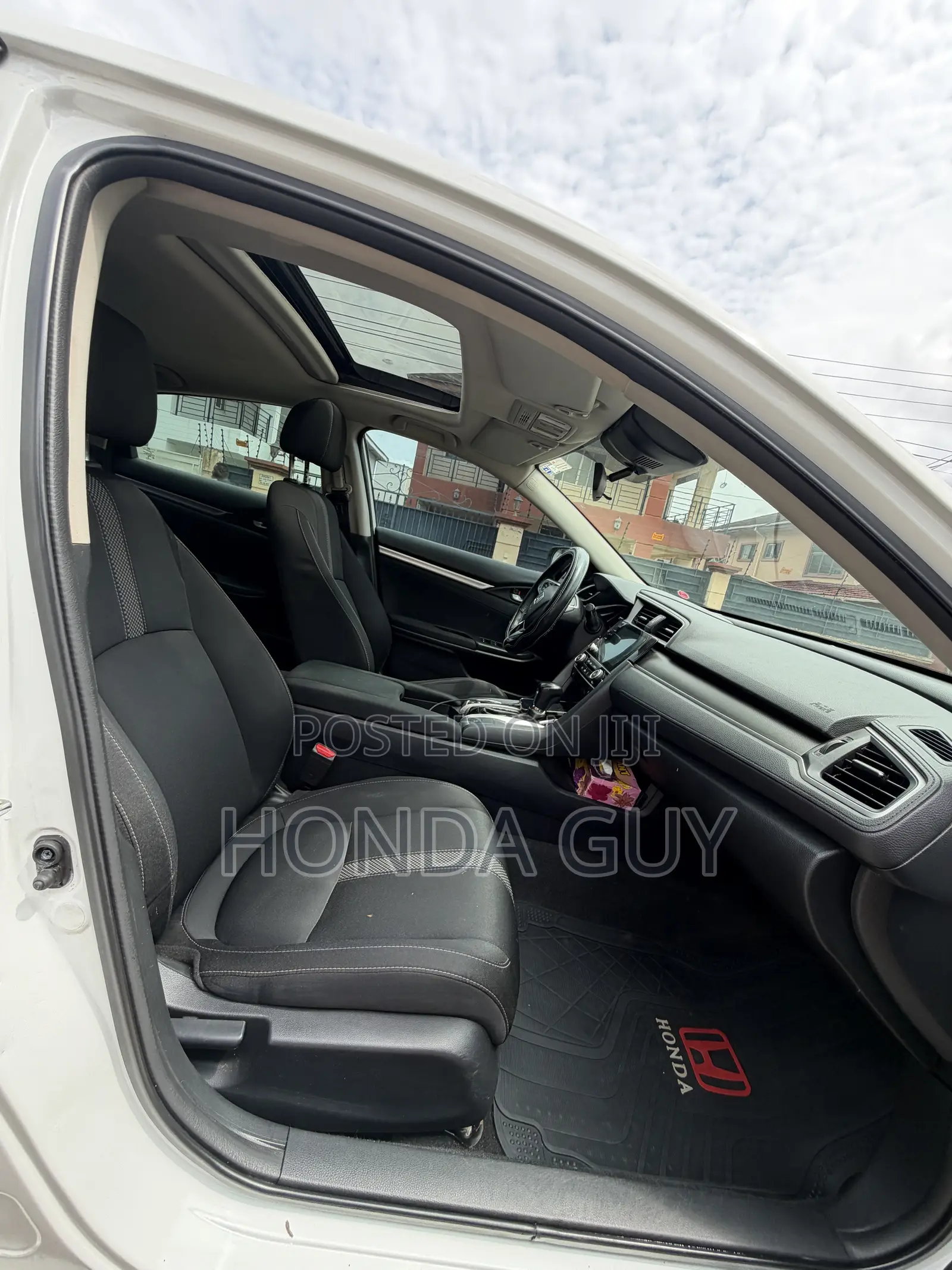 Honda Civic EX Sedan 2019 White