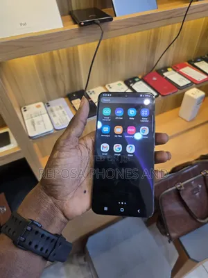 Samsung Galaxy S22+ 5G 256 GB Black