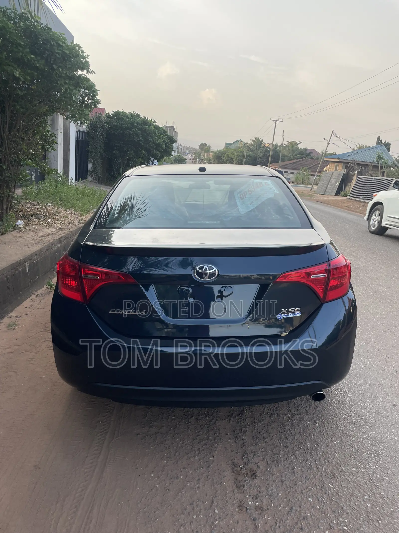 Toyota Corolla XSE 4dr Sedan (1.8L 4cyl CVT) 2017 Black