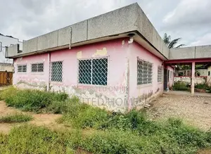 4bdrm House in Achimota for sale