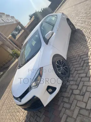 Toyota Corolla S 4dr Sedan (1.8L 4cyl CVT) 2015 White