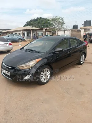 Hyundai Elantra Limited Sedan FWD (1.8L 4cyl 6A) 2013 Black