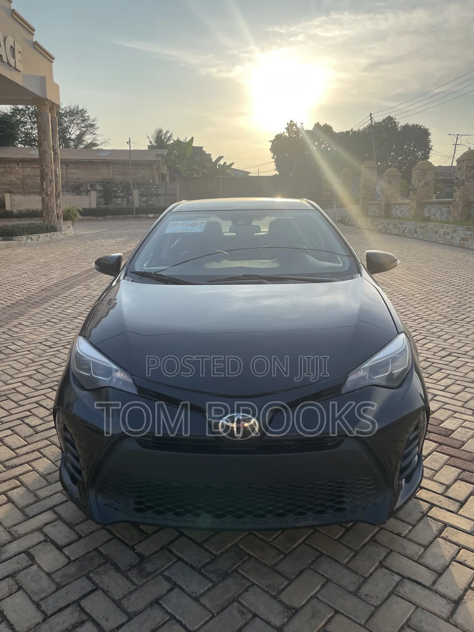Toyota Corolla SE 4dr Sedan (1.8L 4cyl CVT) 2017 Black