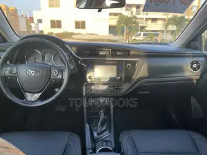 Toyota Corolla SE 4dr Sedan (1.8L 4cyl CVT) 2017 Black