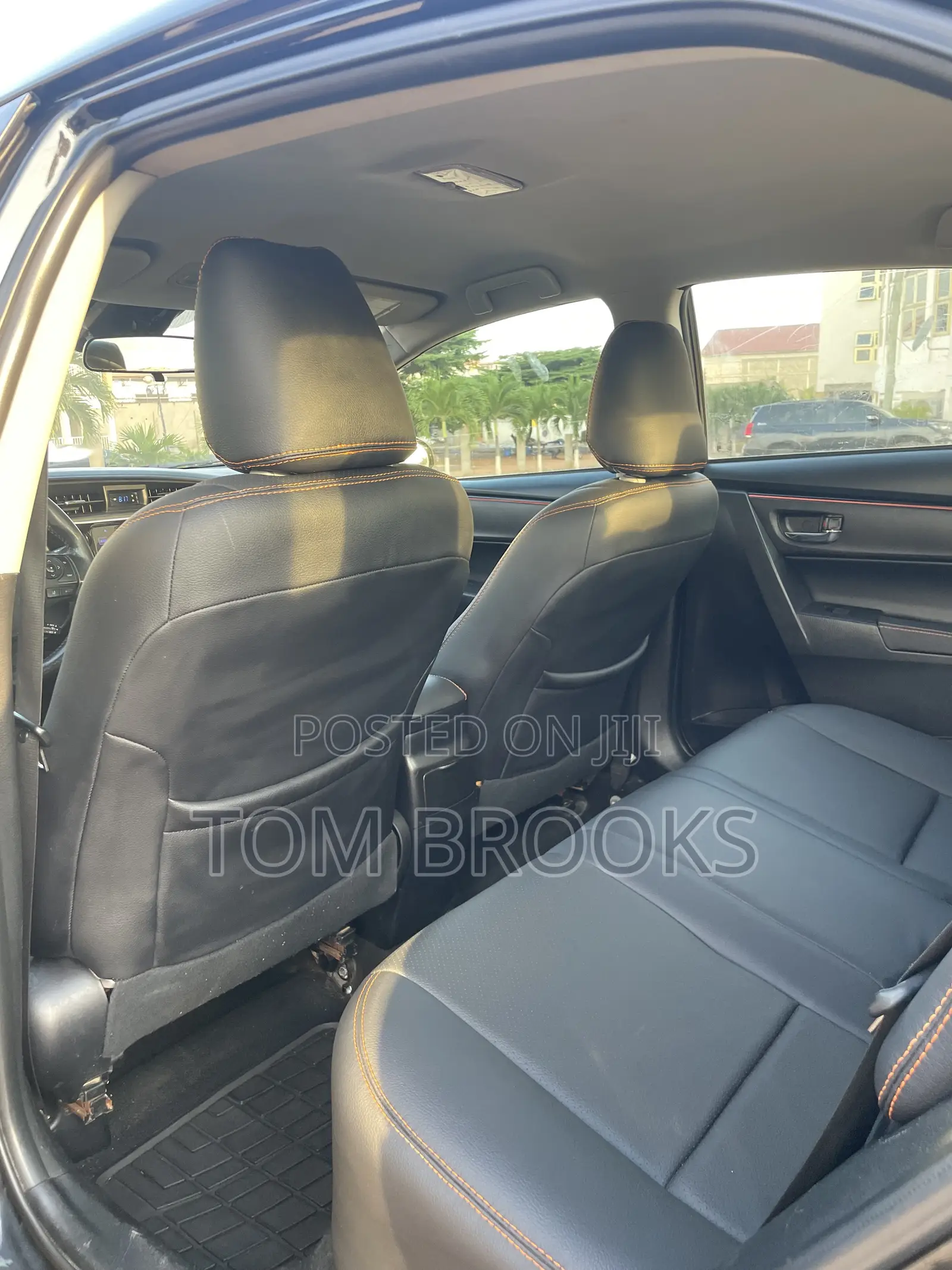 Toyota Corolla SE 4dr Sedan (1.8L 4cyl CVT) 2017 Black