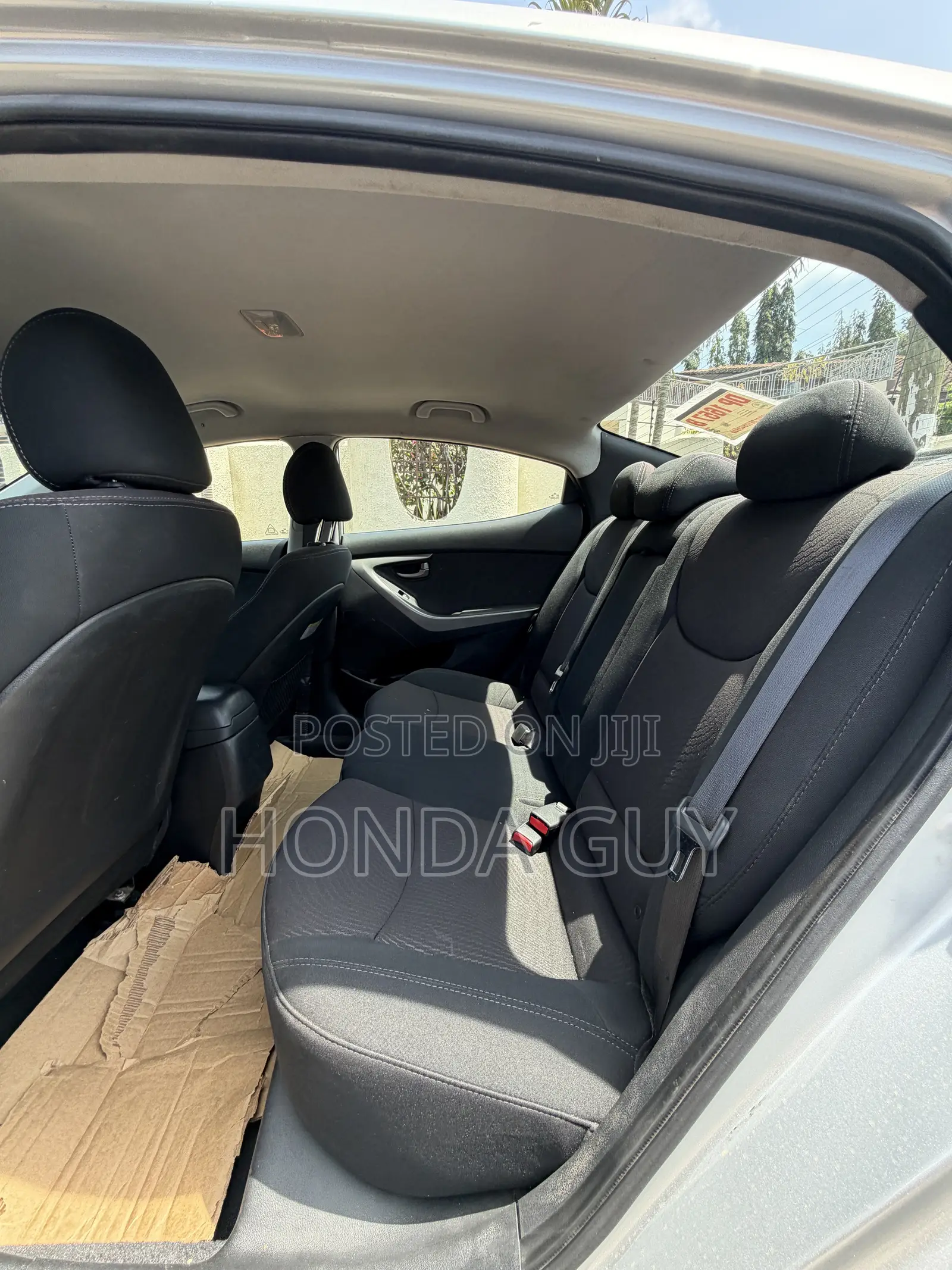 Hyundai Elantra SE 4dr Sedan (1.8L 4cyl 6A) 2015 Silver