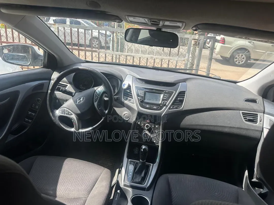 Hyundai Elantra Limited Sedan FWD (1.8L 4cyl 6A) 2013 Black